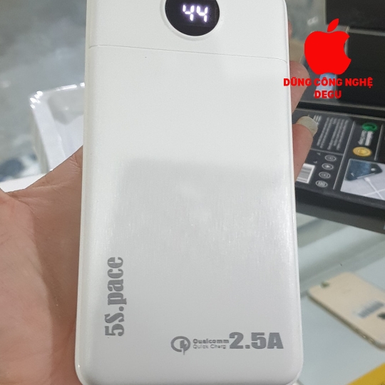 pin dự phòng 5s pace 10200mah có lcd sạc chuẩn (6th)