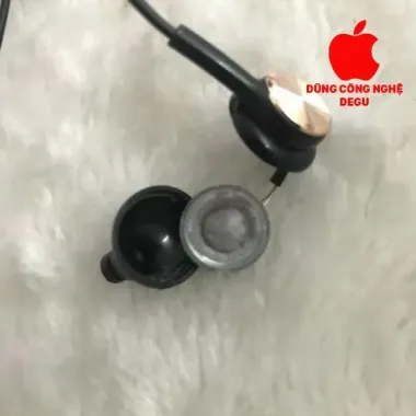 Tai nghe thời trang nghe hay ( bass lớn ) màn xịn